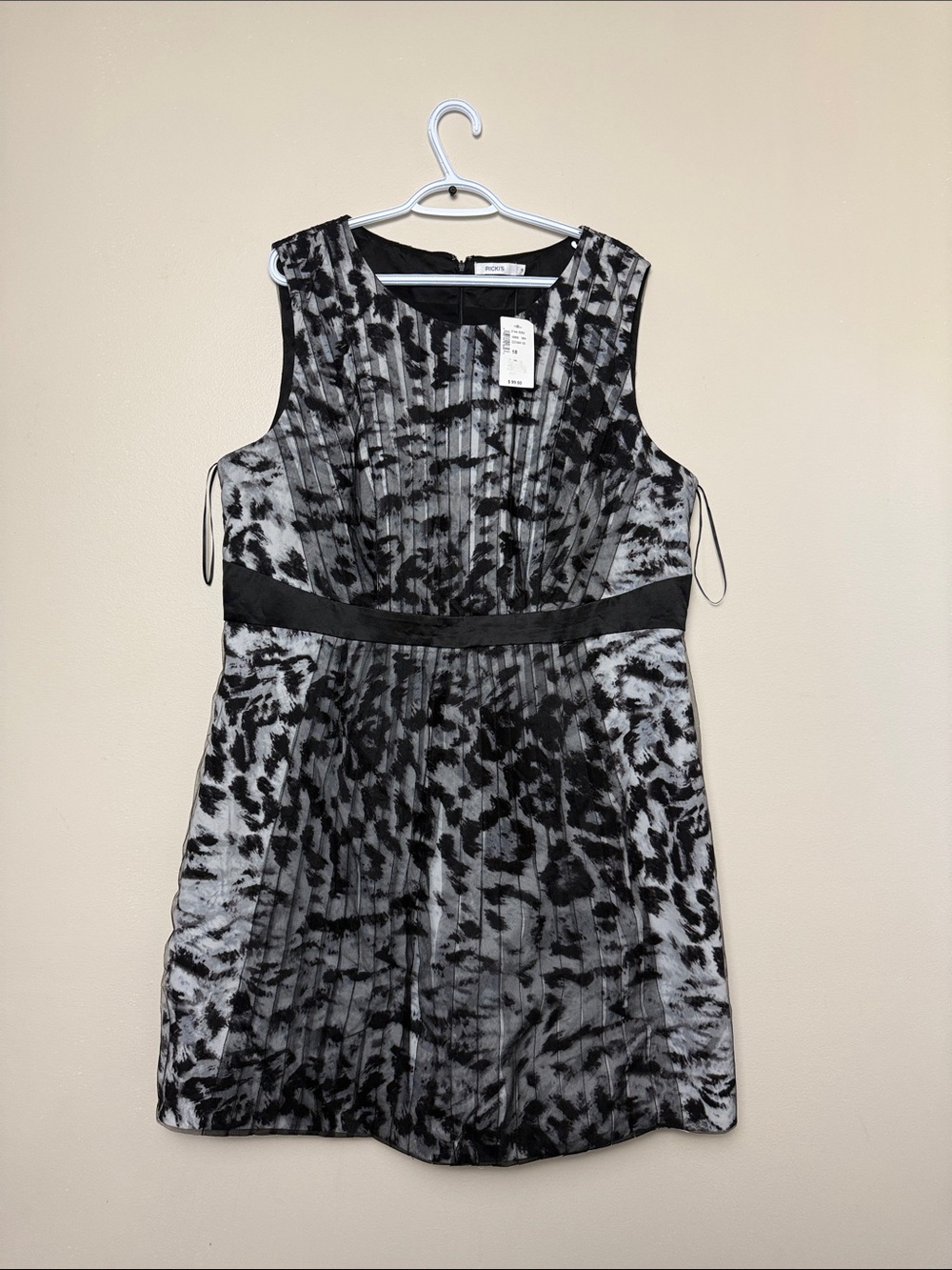 Ricki’s Sleeveless Dress size 18